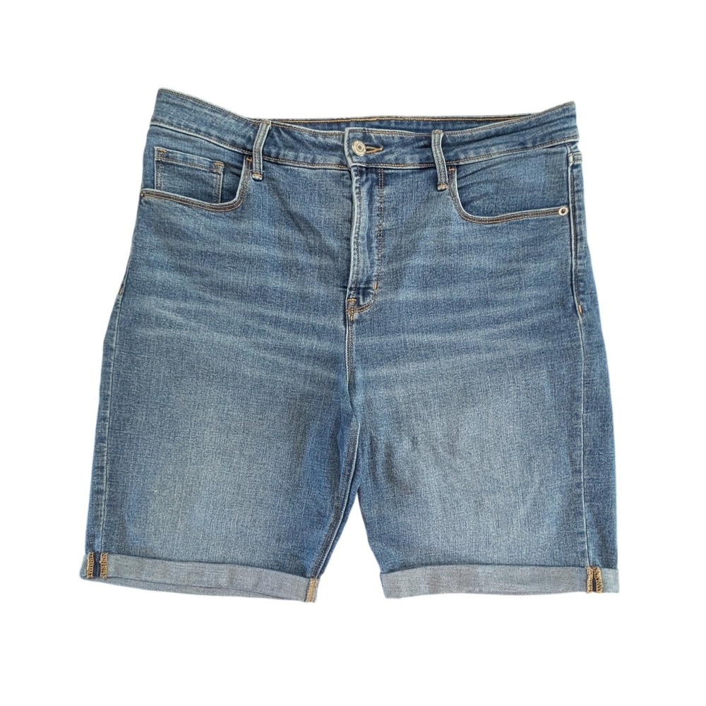 Old Navy Size 12 Women's Mid Wash Cuffed Denim Blue 5 Pocket Bermuda Shorts